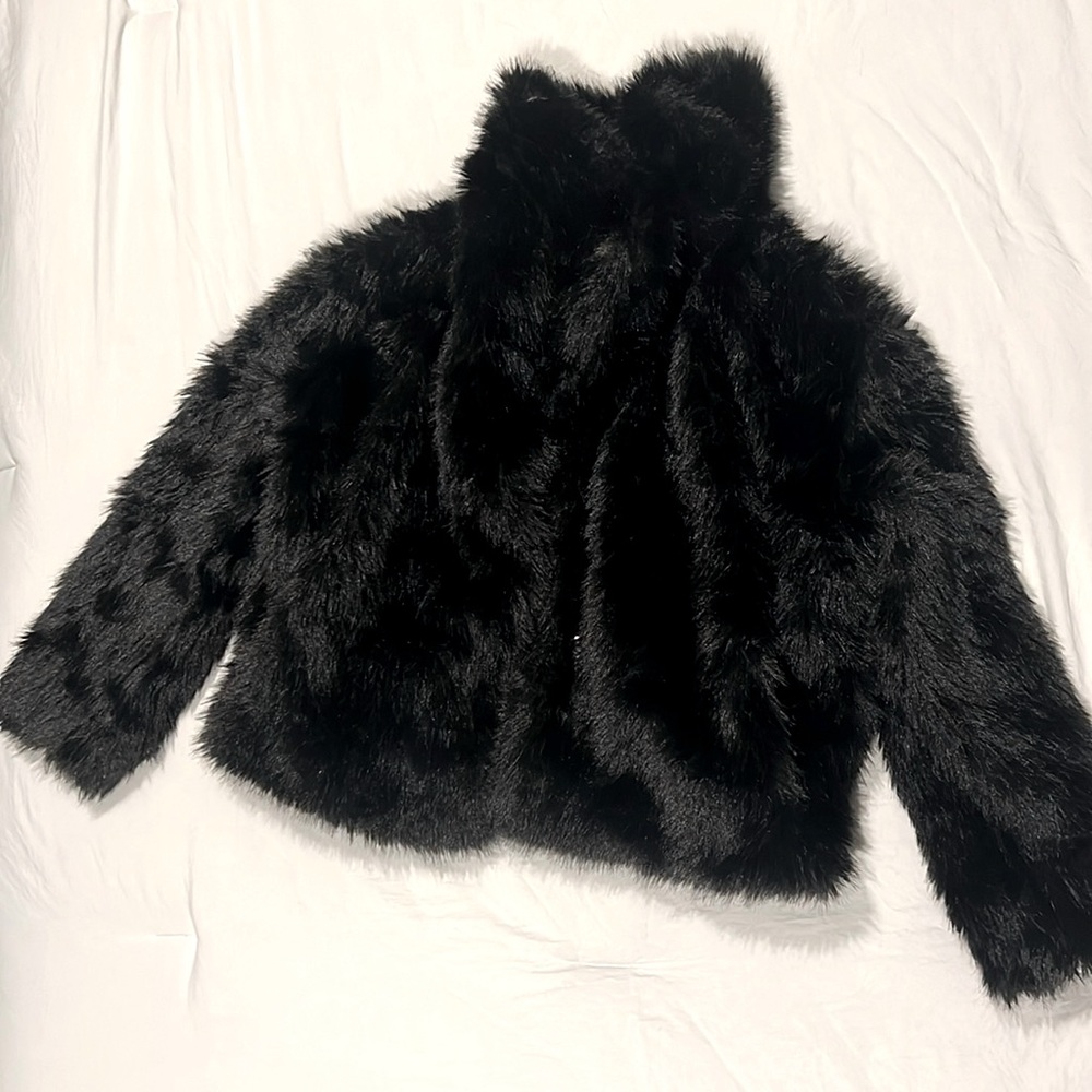 BLACK FAUX FUR JACKET